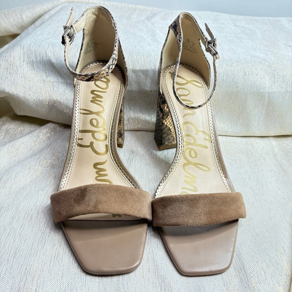 Sam Edelman Daniella block heel sandal with a tan suede toe strap size 10